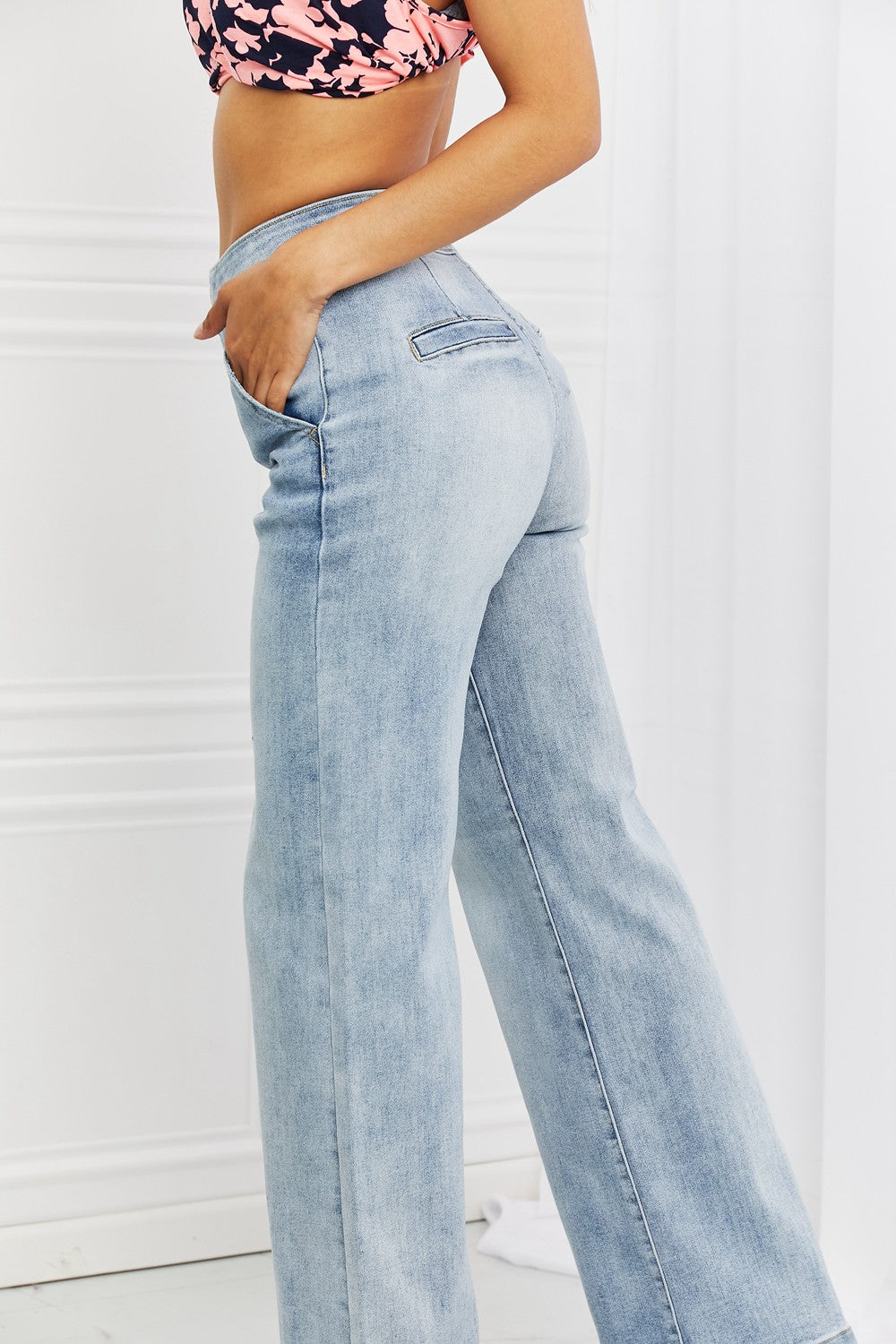 Luisa Wide Flare Jeans