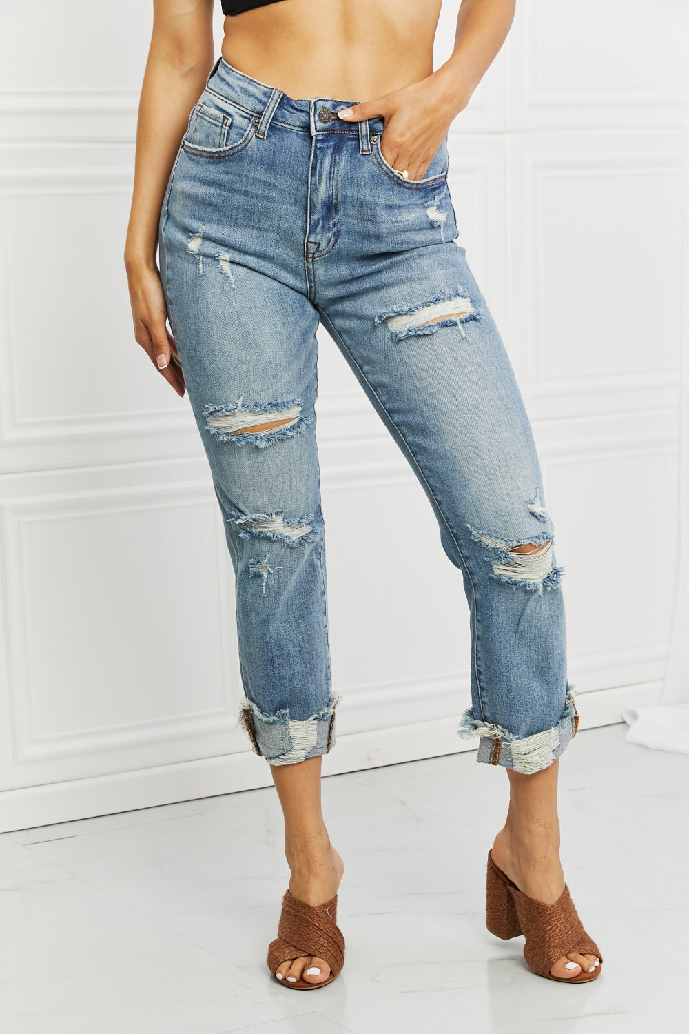 Leilani Distressed Straight Leg Jeans